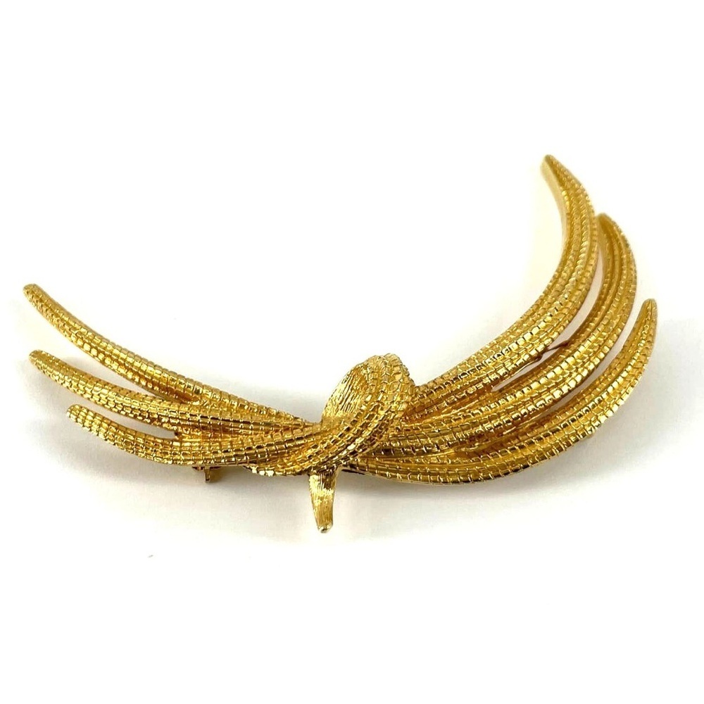 EUC Monet Gold Curved Leaf Ribbon Brooch